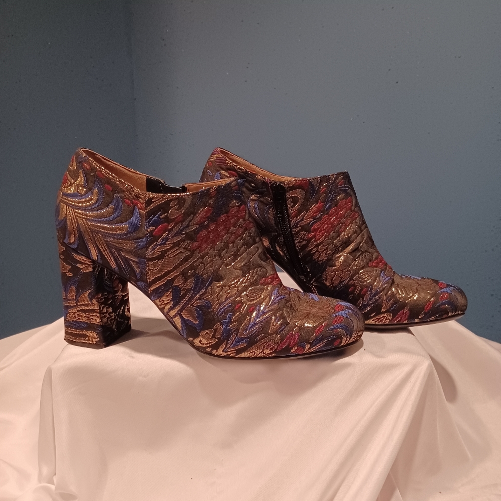 Pre-owned Naturalizer Shoes 8m Blue Gold Fabric High Heels Ankle